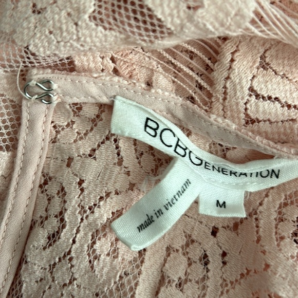 Buy2items get1free 3/$20items for$40. Peach lace round neck short sleeve top - Picture 7 of 8